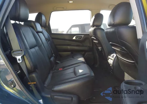 2013 Nissan Pathfinder Platinum z USA, uszkodzony, nr VIN 5N1AR2MM9DC600132